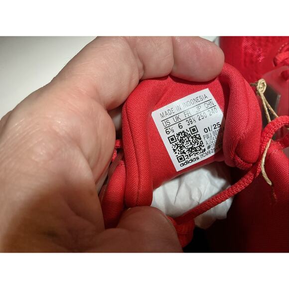 Adidas UltraRun 5 J Kids/Youth 6.5 Red Black Sneakers Women’s 8. main image 6